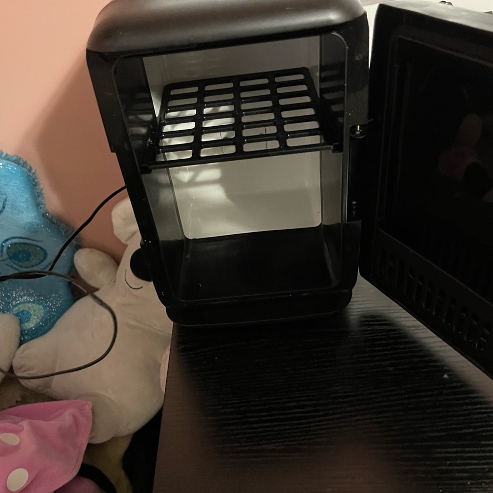 Mini fridge - Picture 5 of 5